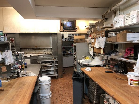 Traub's Bakery: 1020 Lincoln Avenue, Prospect Park, PA 19076
